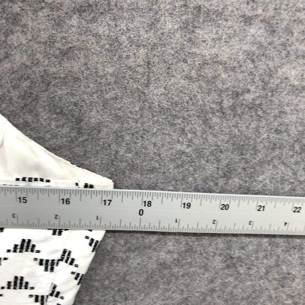 Old Navy Cami Dress Womens L White Black Printed Knee Length A-Line Rayon V-Neck - Picture 6 of 10